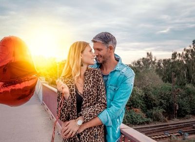 Neue Liebe mit 50 | UNGLÜCKLICH ohne Partner?